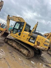 Buy Komatsu PC200-8 Used Excavator / 2 Buy Komatsu PC200-8 Used Excavator / 2
