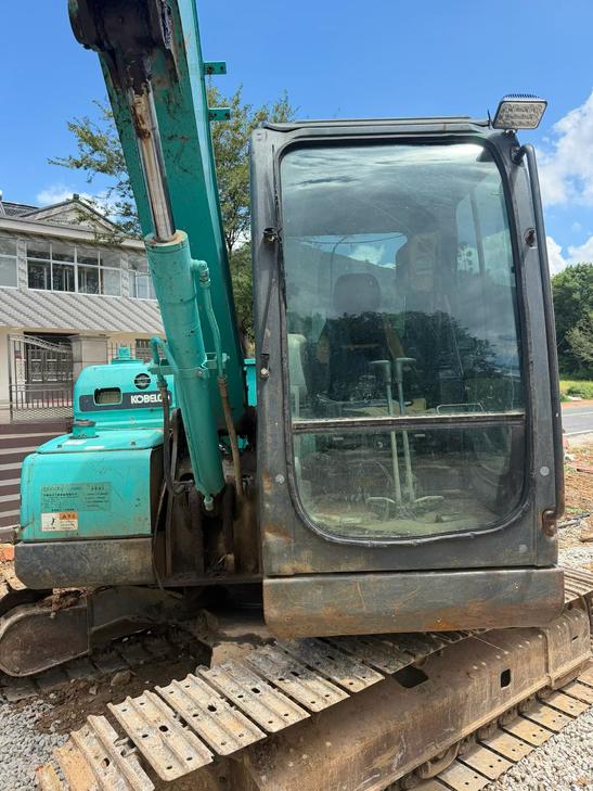 Buy Kobelco SK75 Used Excavator / 1