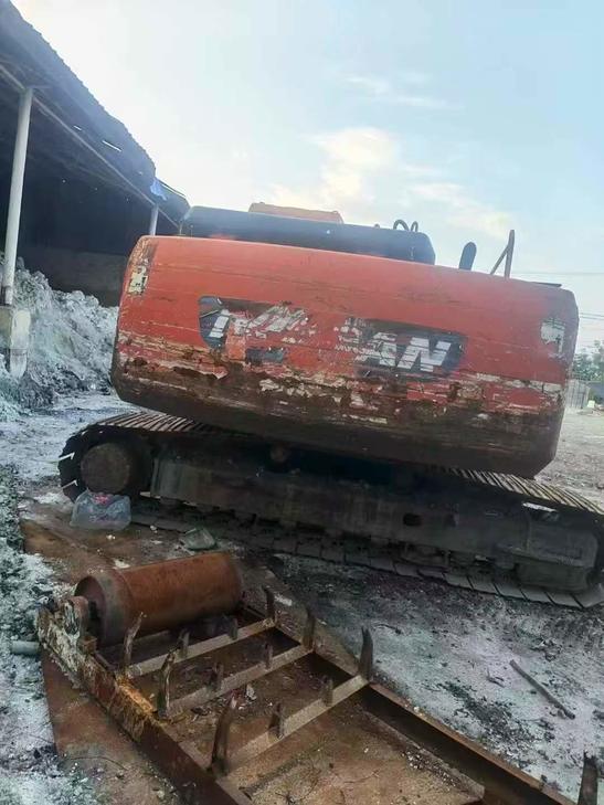 Buy Doosan DH225-7 Used Excavator / 1