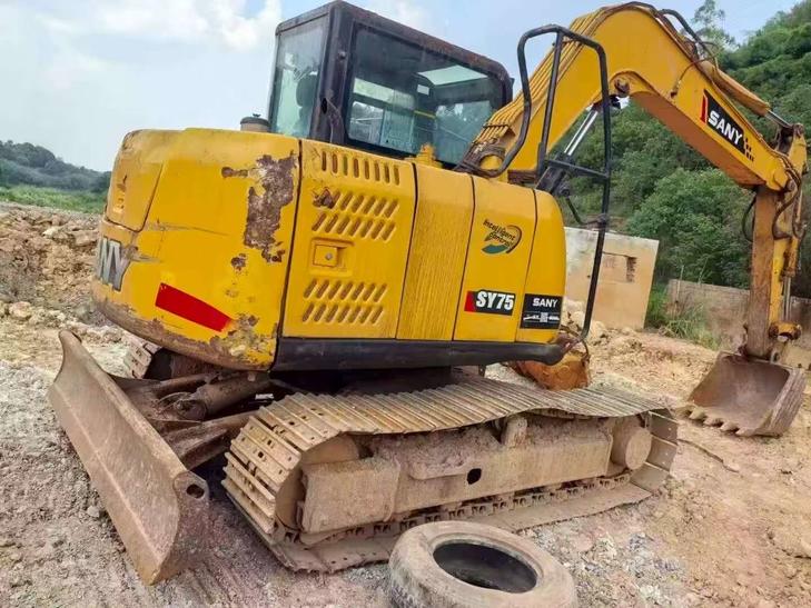 Buy Sany SY75 Used Excavator / 1