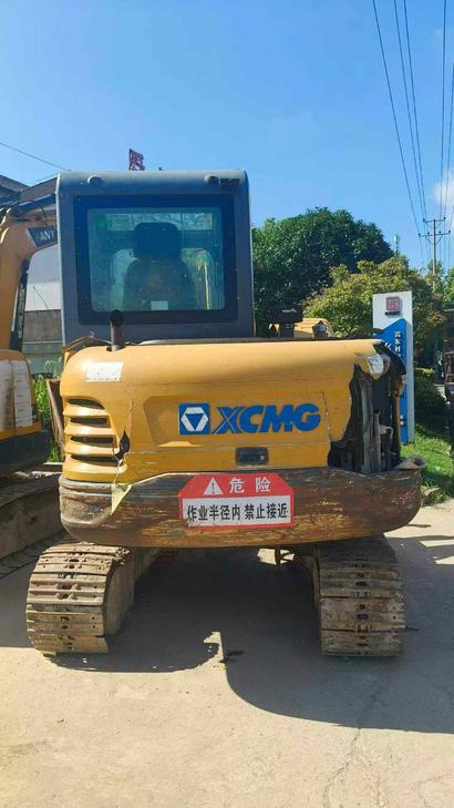 Buy XCMG XE55D Used Excavator / 1
