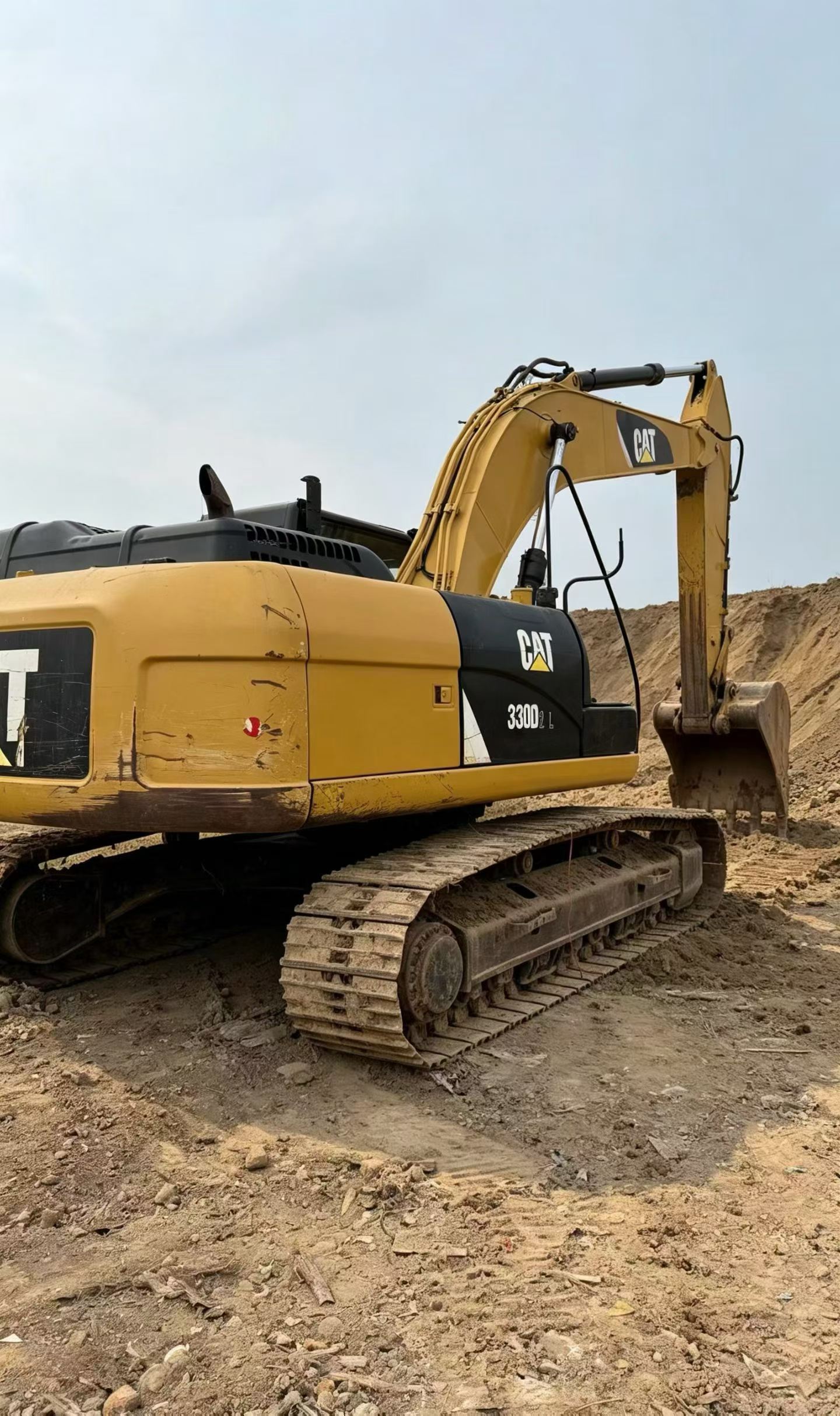 Buy Caterpillar 326DL Used Excavator / 4