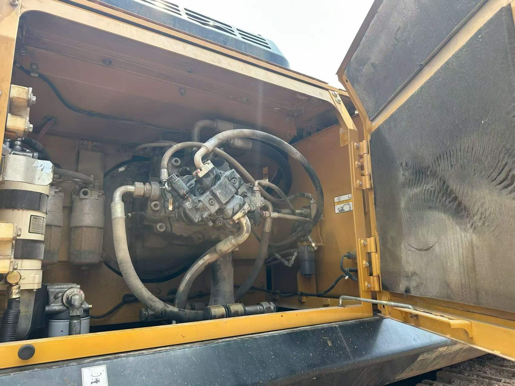 Buy Sany SY550H Used Excavator / 5