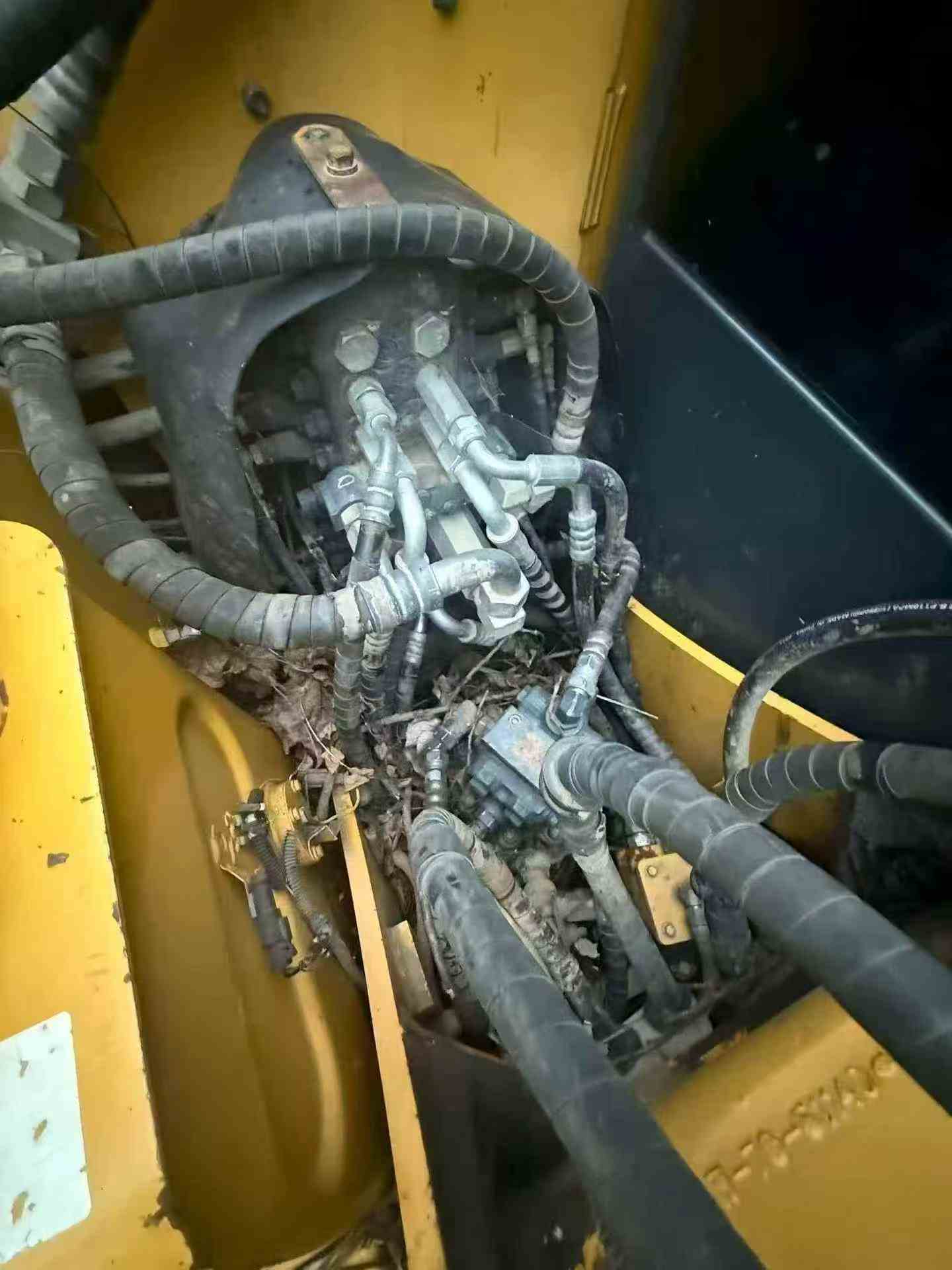 Buy Komatsu PC60-8 Used Excavator / 8