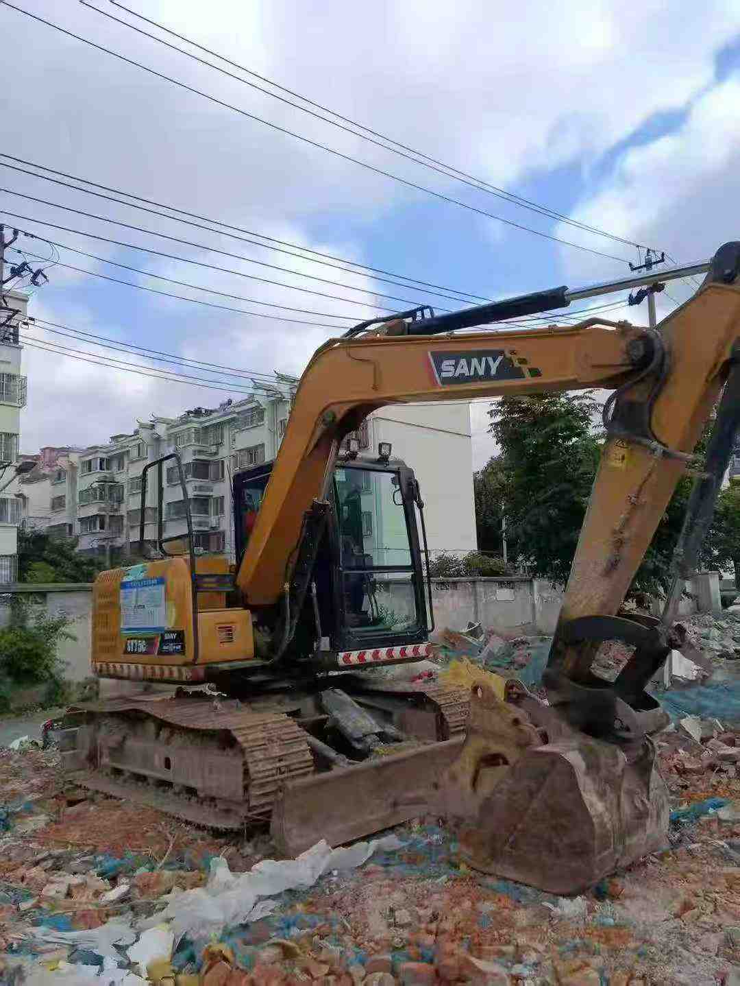 Buy Sany SY75 Used Excavator / 9