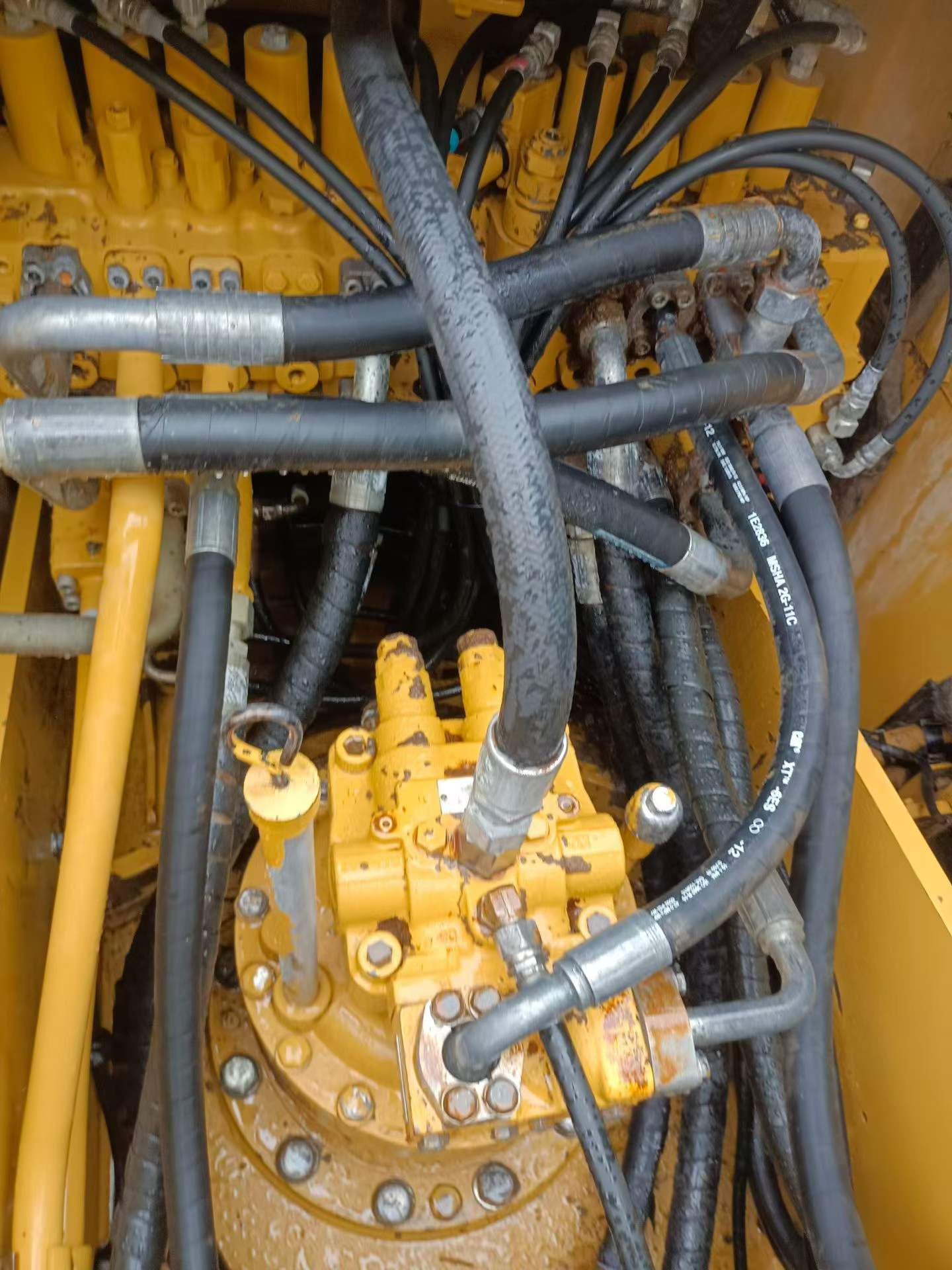 Buy Caterpillar 320D Used Excavator / 6
