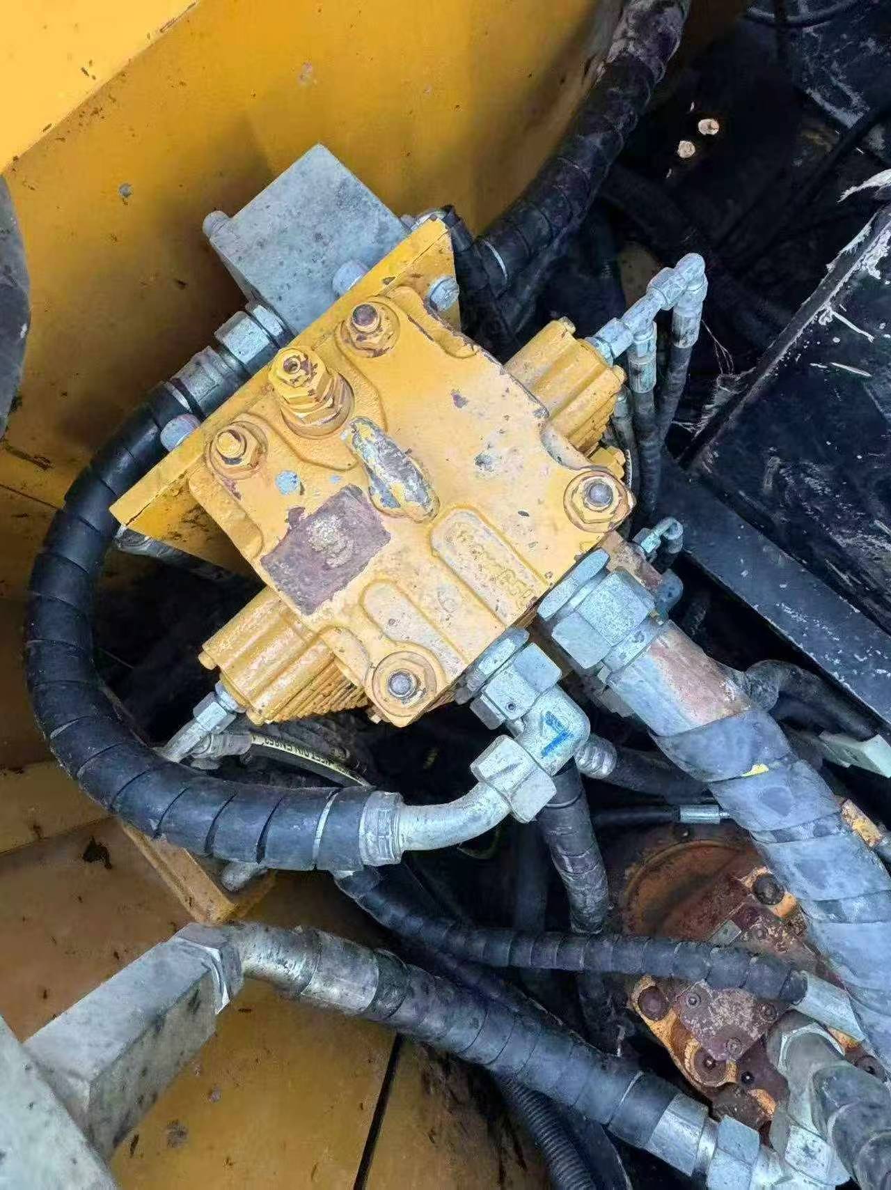 Buy Sany SY95C Used Excavator / 6
