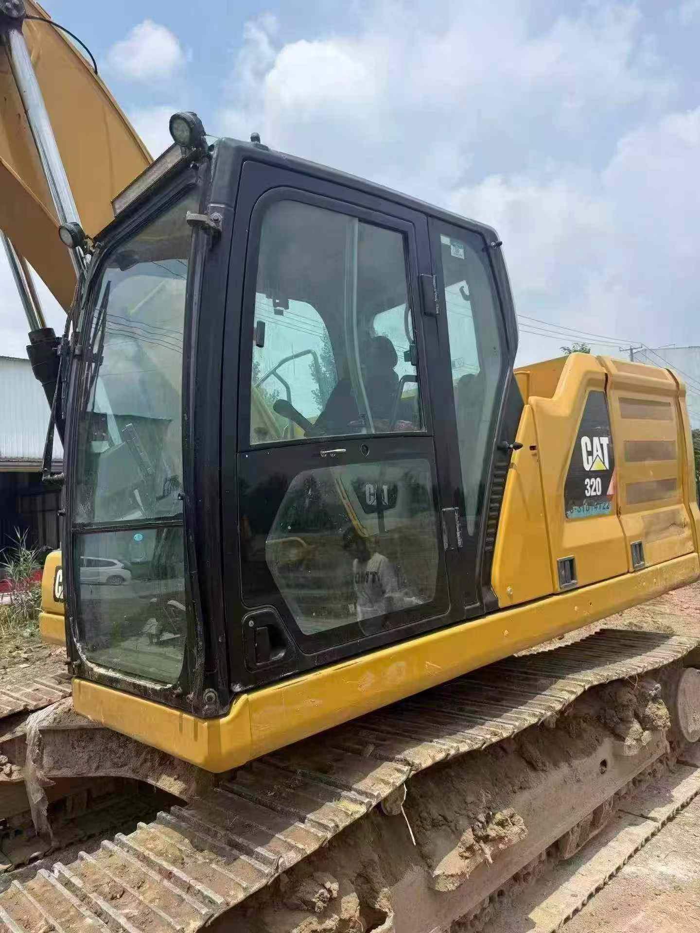 Buy Caterpillar 320A Used Excavator / 3