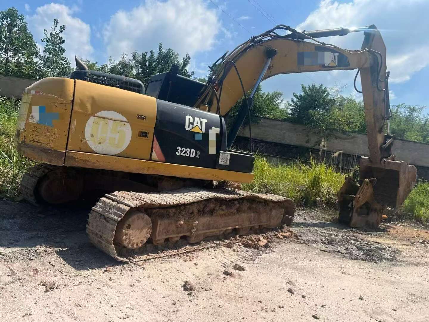 Buy Caterpillar 323 Used Excavator / 2