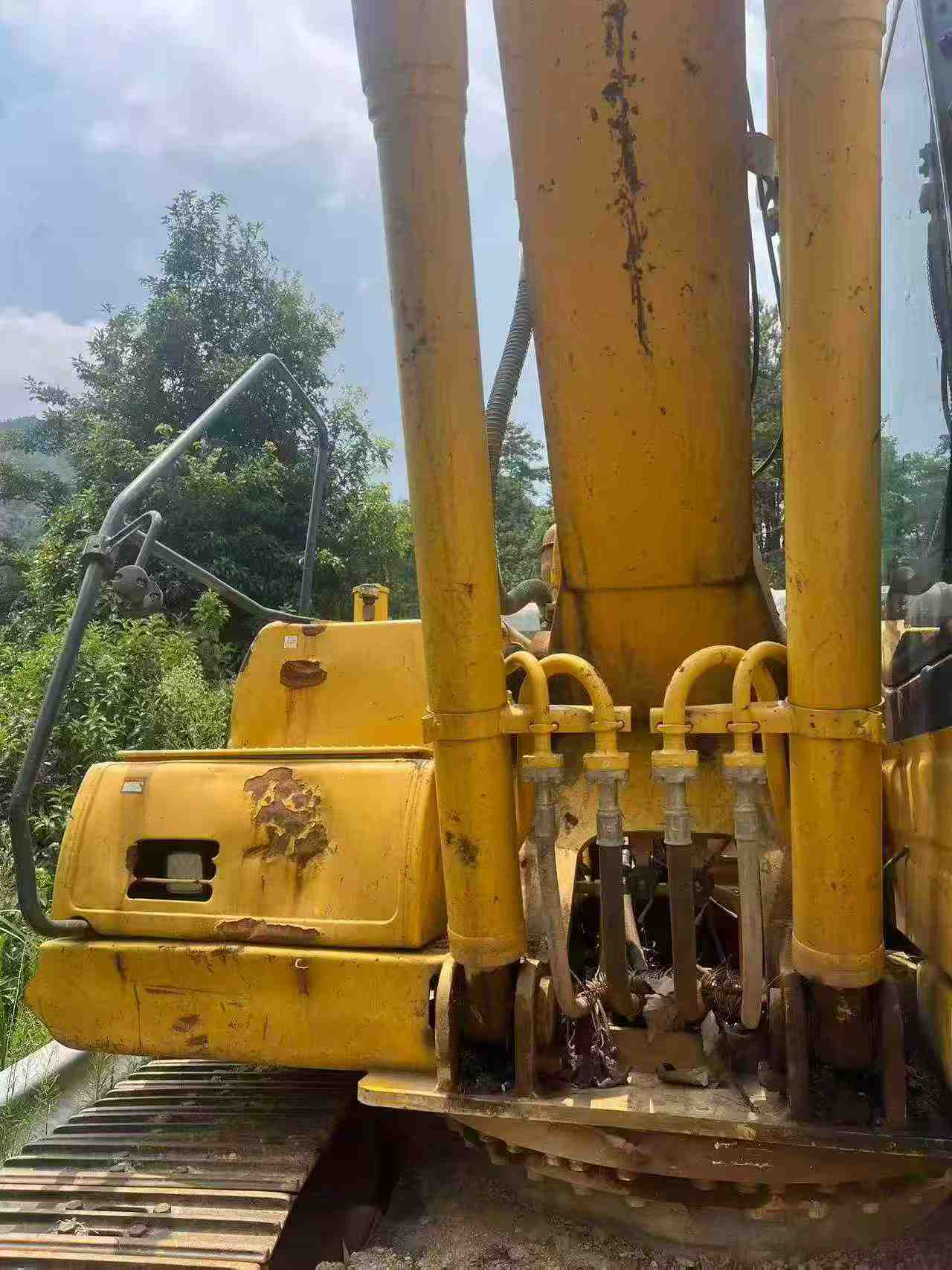 Buy Komatsu PC210-8 Used Excavator / 2
