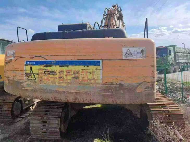 Buy Sany SY235C-8 Used Excavator / 1