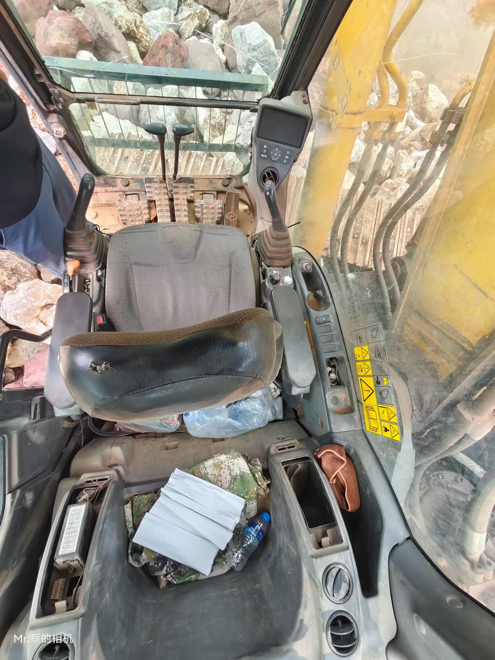 Buy Sumitomo S260 Used Excavator / 5