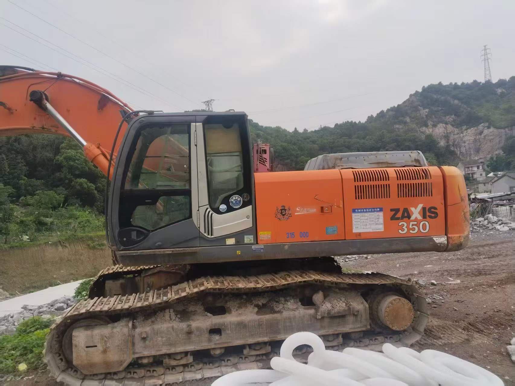 Buy Hitachi EX330 Used Excavator / 7