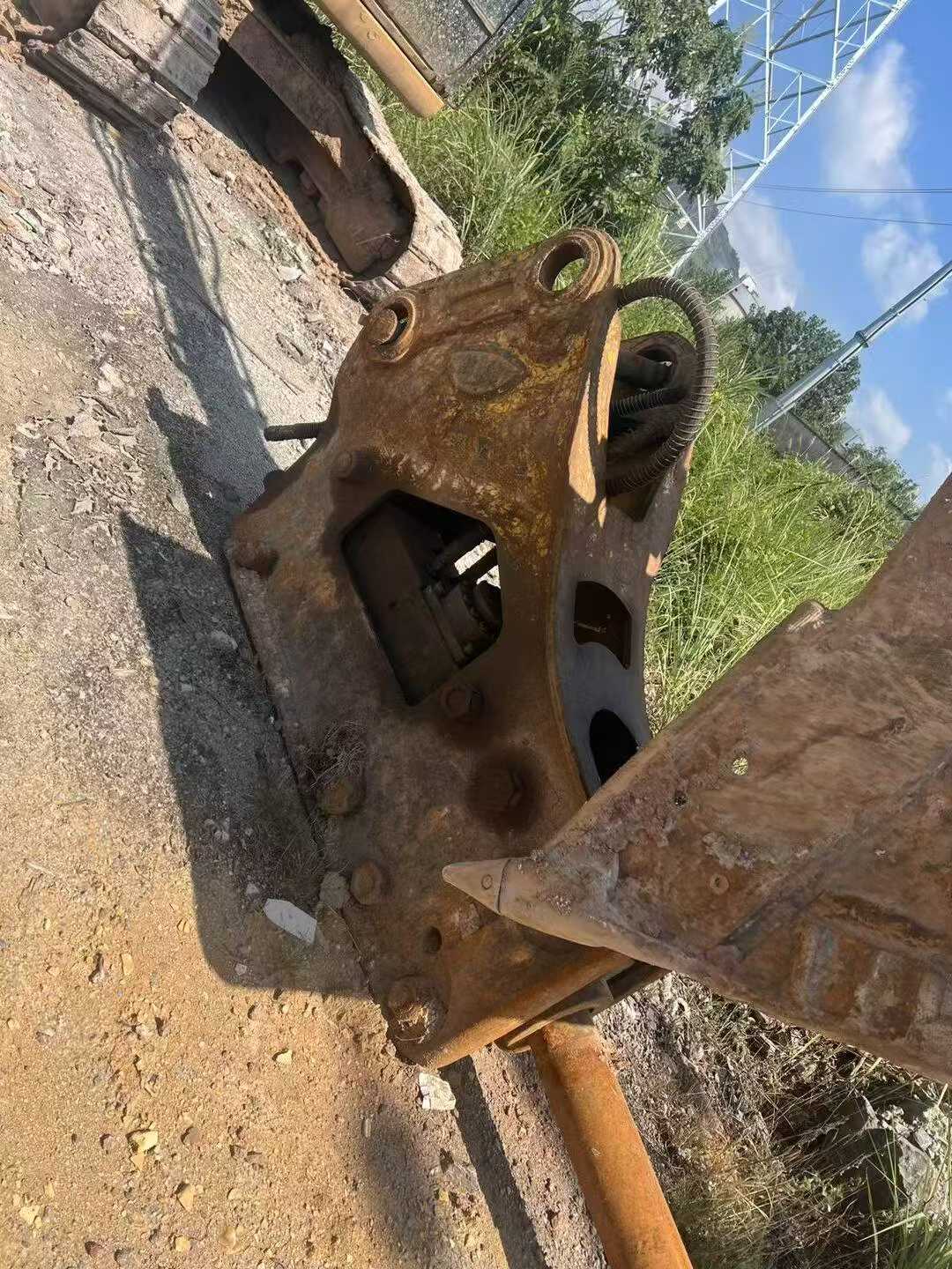 Buy Caterpillar 323 Used Excavator / 3