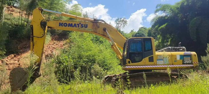 Buy Komatsu PC360-7 Used Excavator / 1