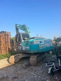 Buy Kobelco SK140 Used Excavator / 3 Buy Kobelco SK140 Used Excavator / 3