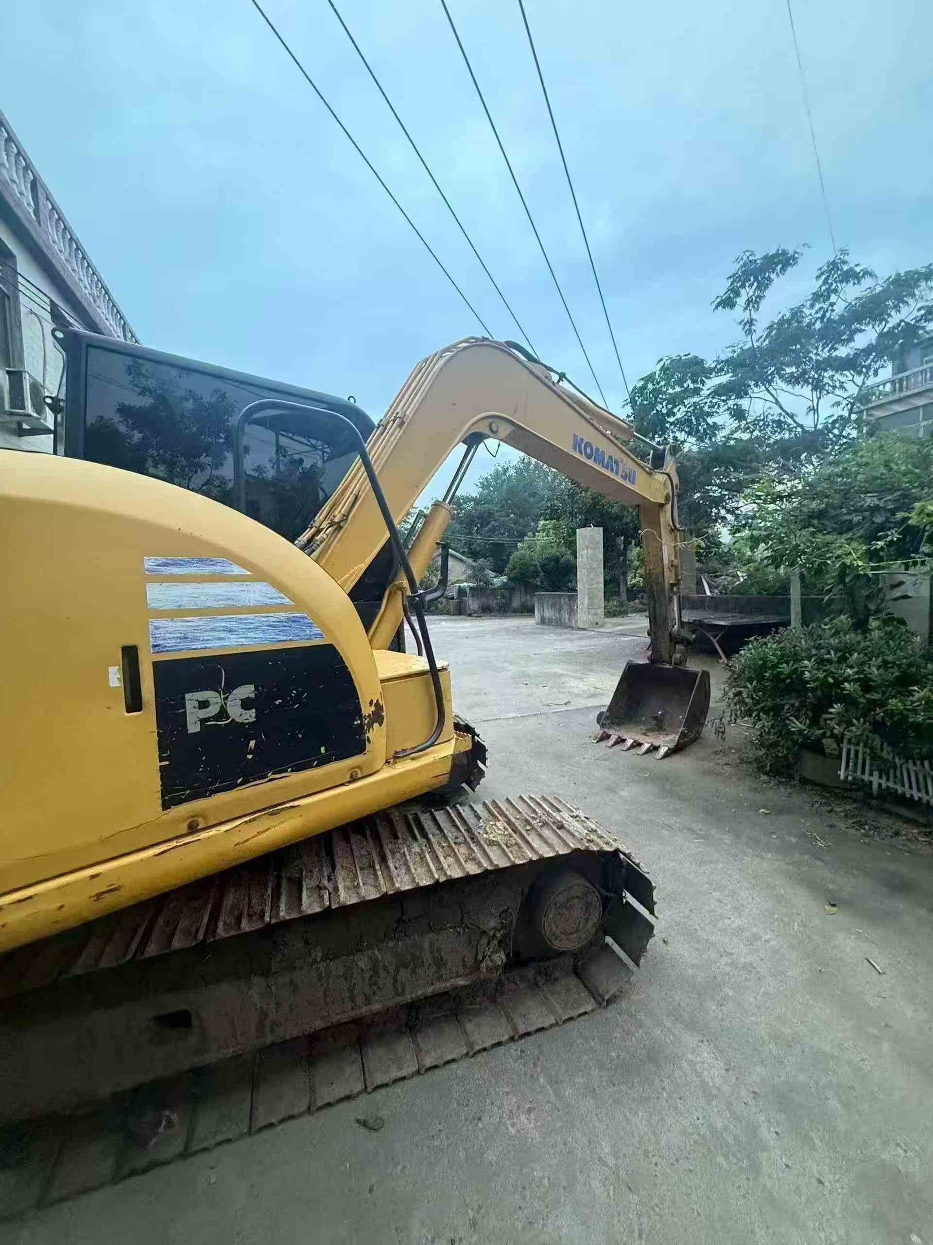 Buy Komatsu PC60-8 Used Excavator / 6