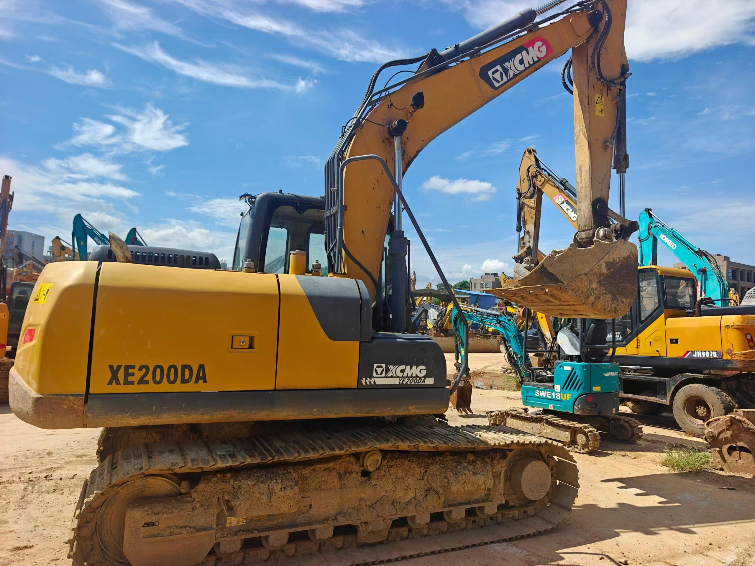 Buy XCMG XE155D Used Excavator / 3