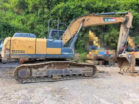 Buy XCMG XE215 Used Excavator / 2 Buy XCMG XE215 Used Excavator / 2