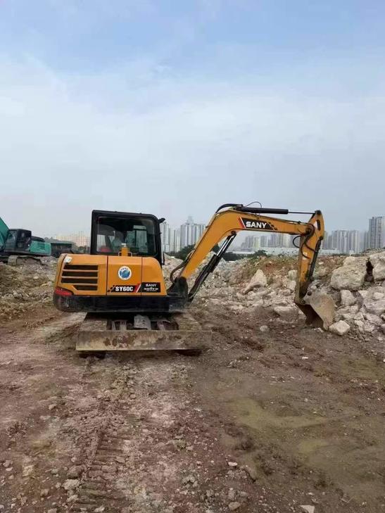 Buy Sany SY55 Used Excavator / 1