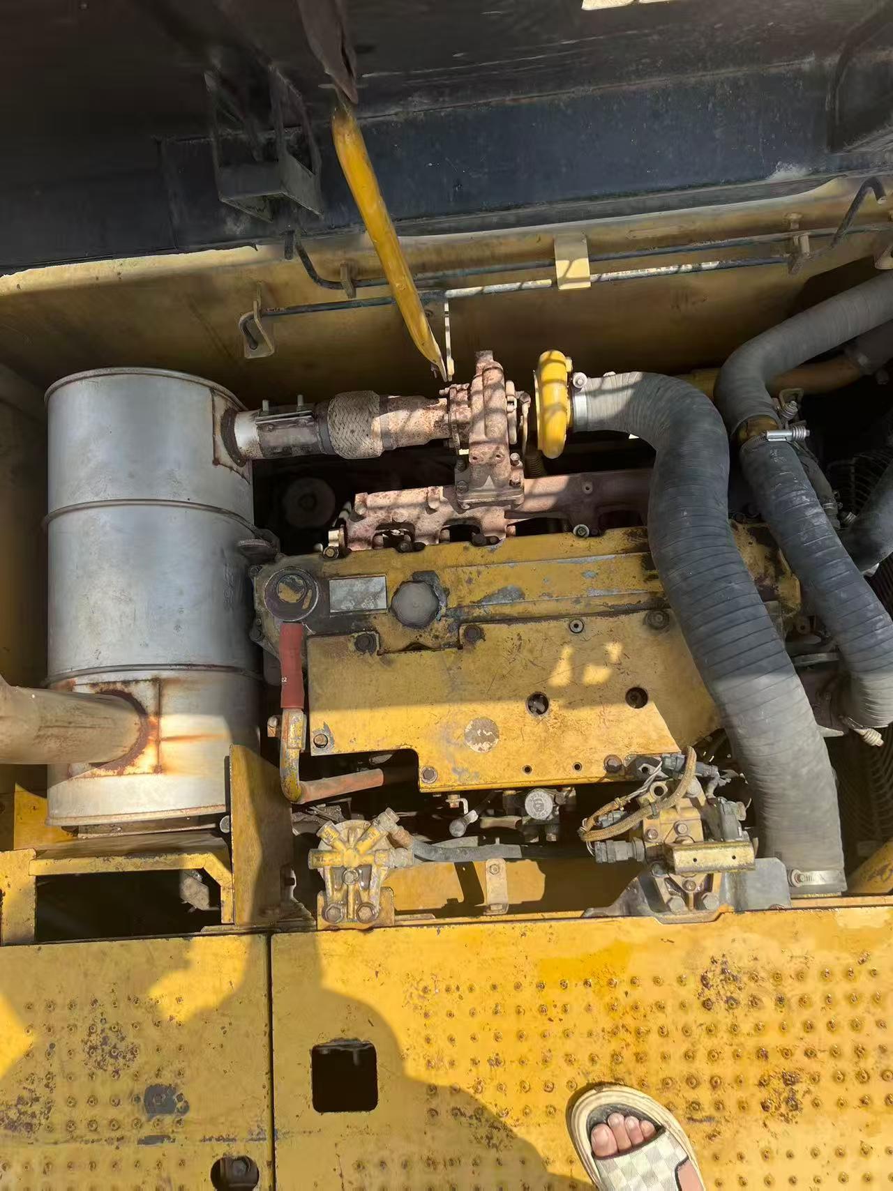 Buy Caterpillar 320D Used Excavator / 5