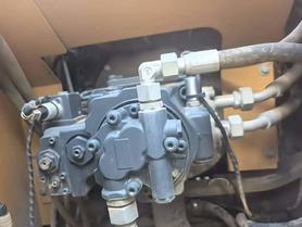 Buy XCMG XE135B Used Excavator / 4 Buy XCMG XE135B Used Excavator / 4