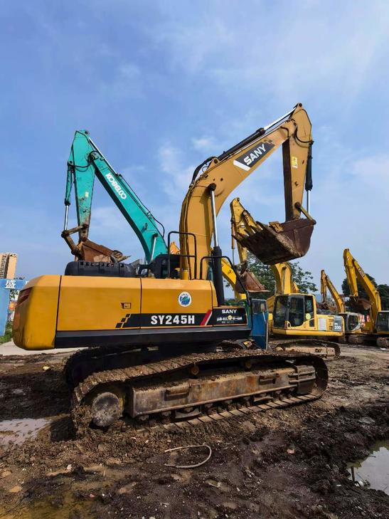 Buy Sany SY245H Used Excavator / 1