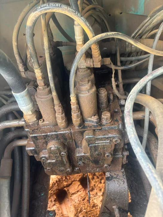 Buy Kobelco SK350-8 Used Excavator / 1