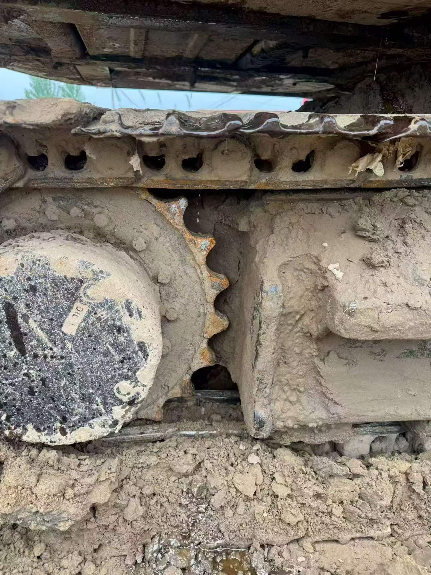 Buy Kobelco SK140 Used Excavator / 4