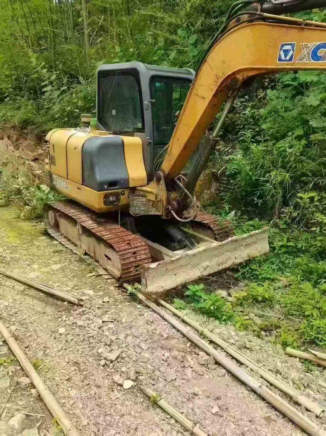 Buy XCMG XE60 Used Excavator / 2