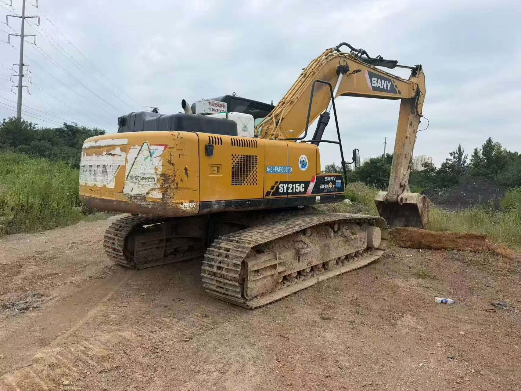 Buy Sany SY215C Used Excavator / 2