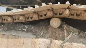 Buy Komatsu PC200-6 Used Excavator / 4 Buy Komatsu PC200-6 Used Excavator / 4
