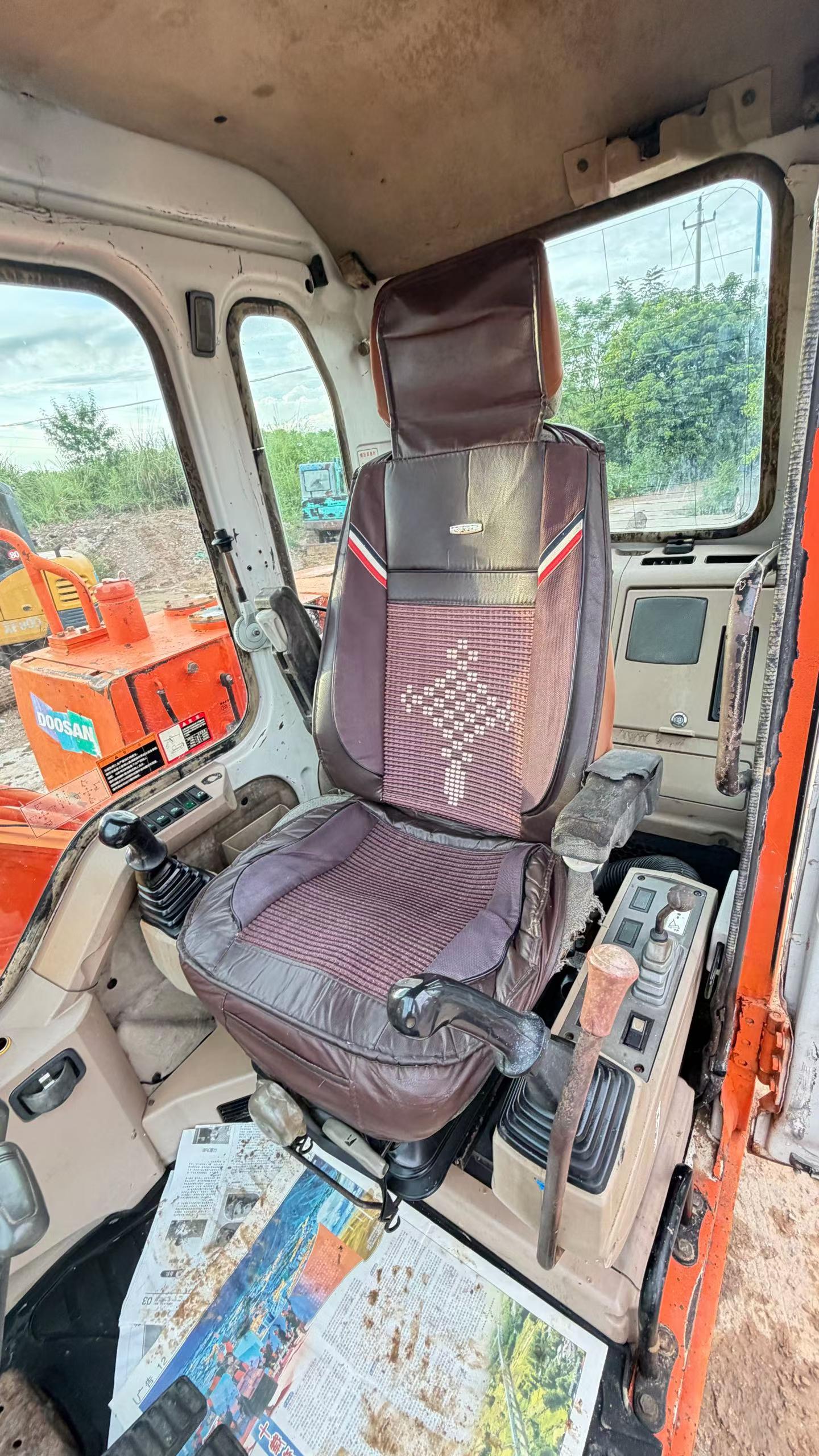 Buy Doosan DH80G Used Excavator / 7