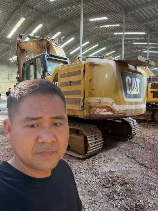 Buy Caterpillar 320A Used Excavator / 1