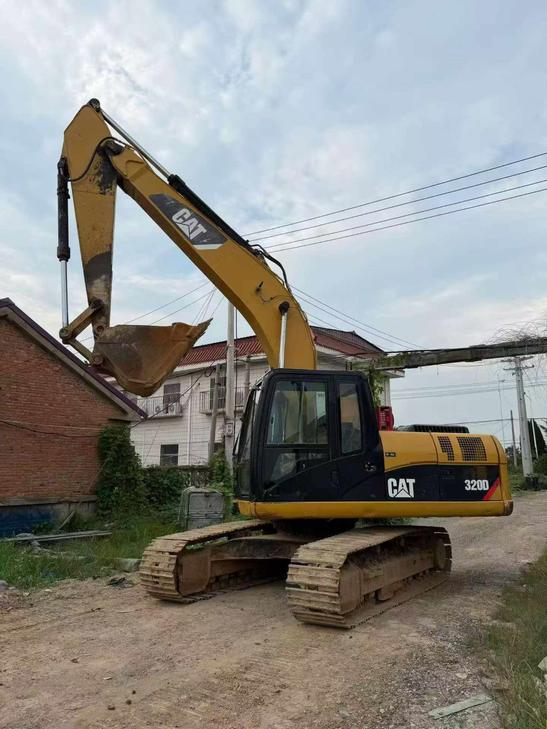 Buy Caterpillar 320D Used Excavator / 1
