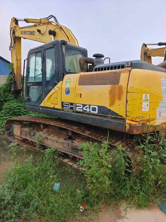 Buy Sumitomo SH220LC-3 Used Excavator / 1
