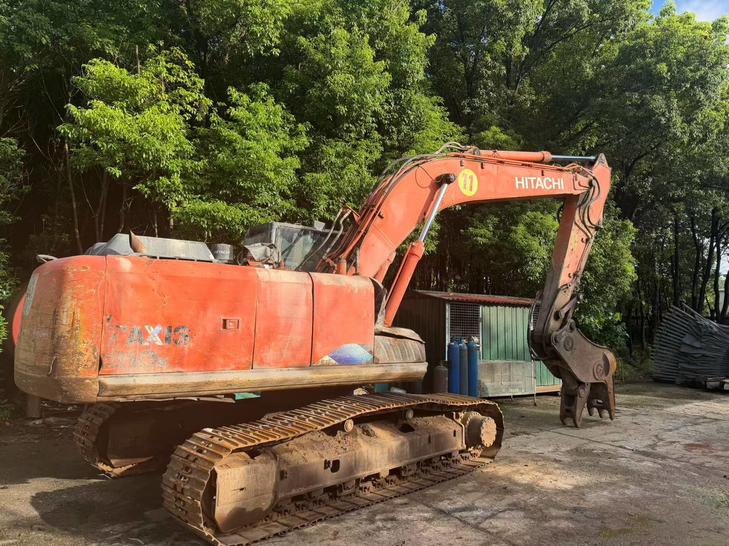 Buy Hitachi EX210-5 Used Excavator / 1