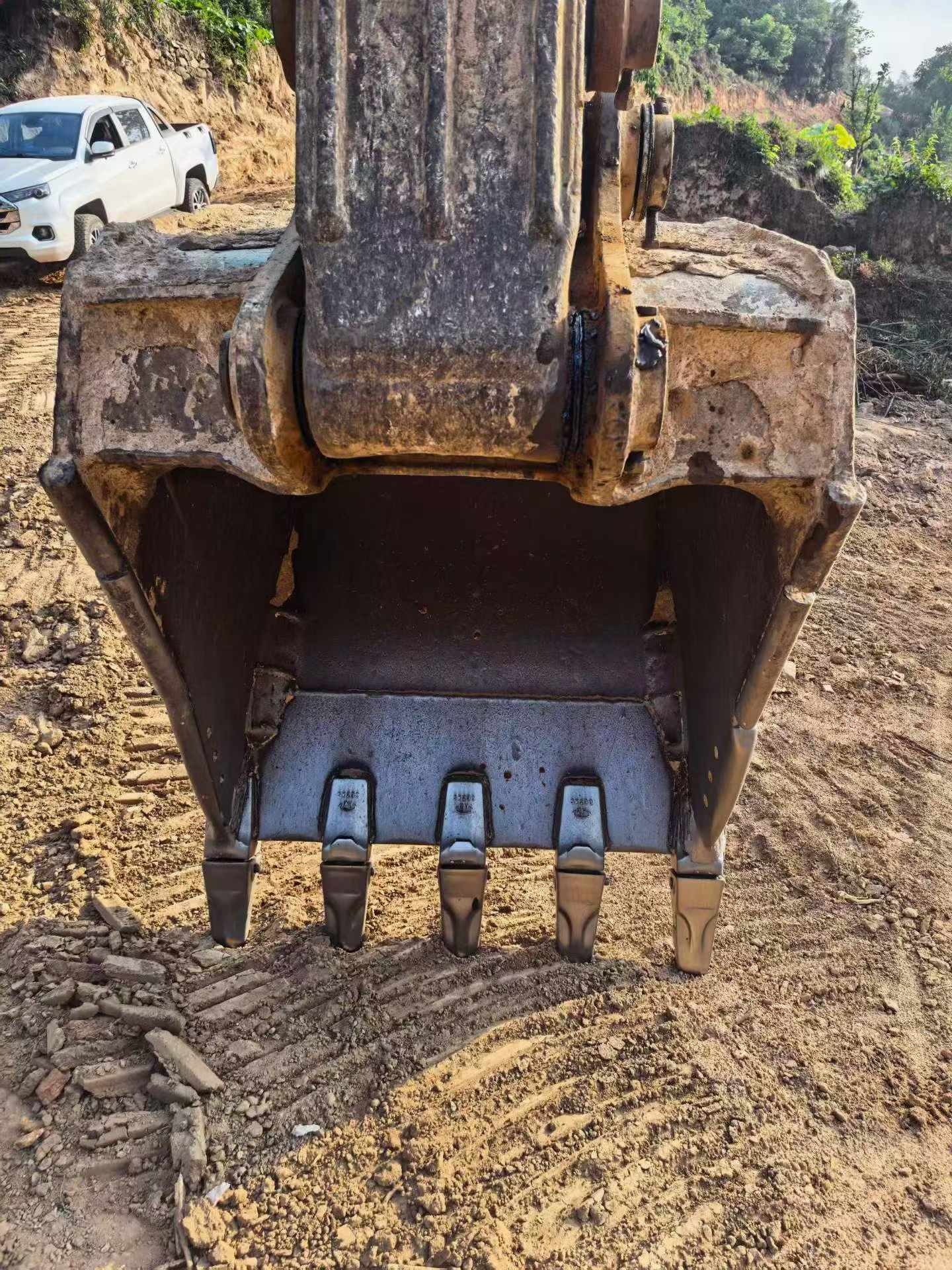 Buy Kobelco SK250 Used Excavator / 6