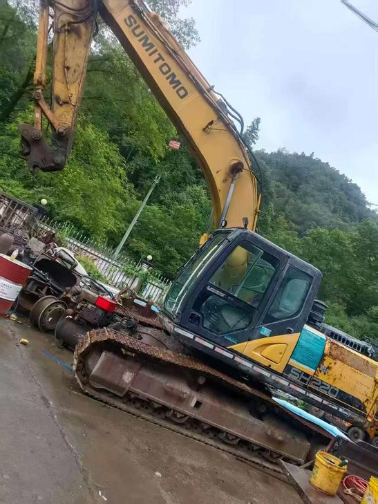 Buy Sumitomo SH220 Used Excavator / 1