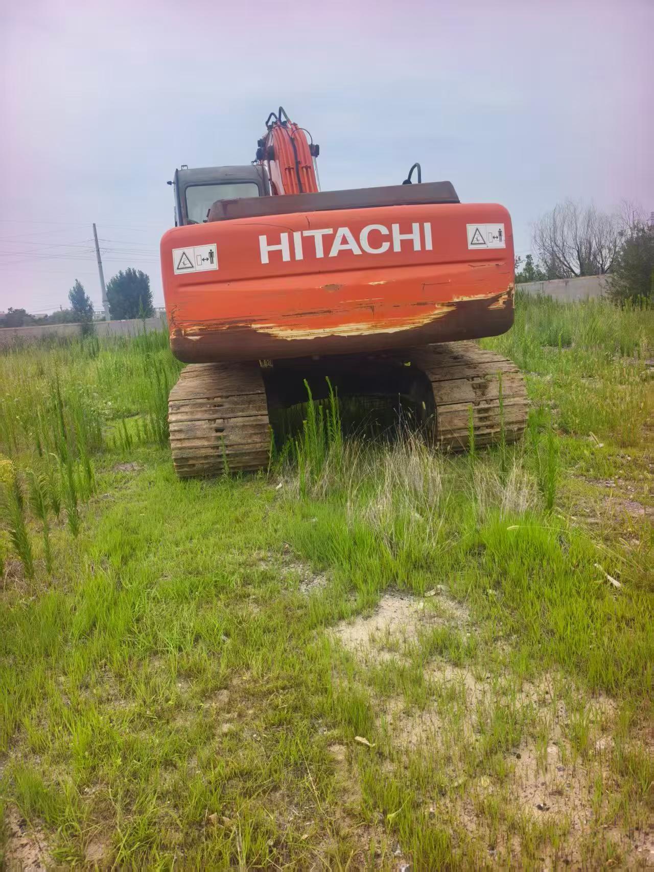 Buy Hitachi EX200 Used Excavator / 2