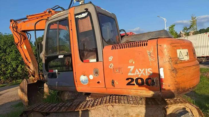 Buy Hitachi EX120 Used Excavator / 1
