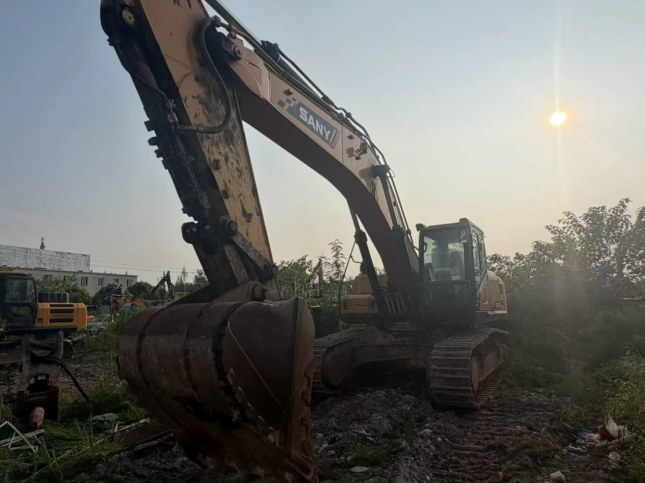 Buy Sany SY375H Used Excavator / 4