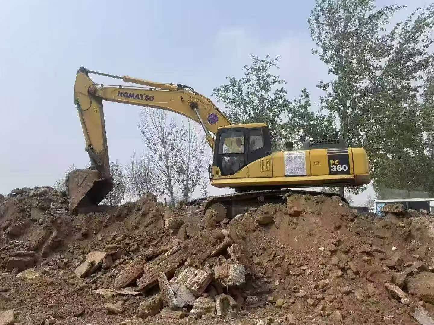 Buy Komatsu PC360-7 Used Excavator / 2