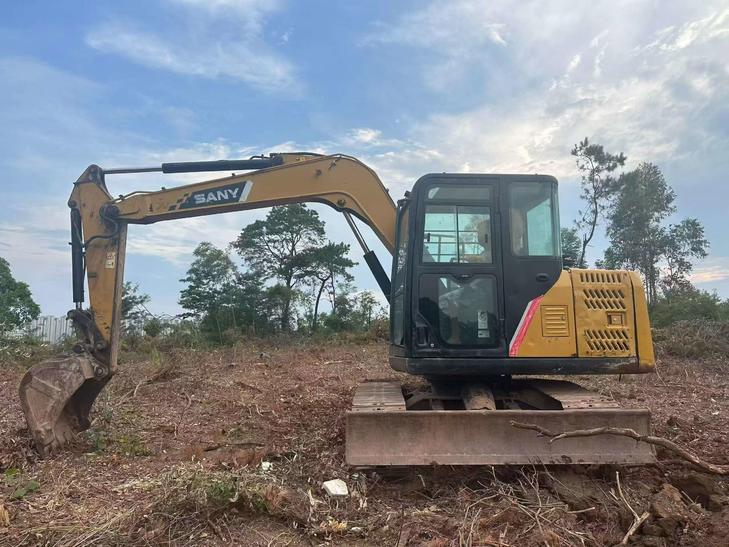 Buy Sany SY75 Used Excavator / 1