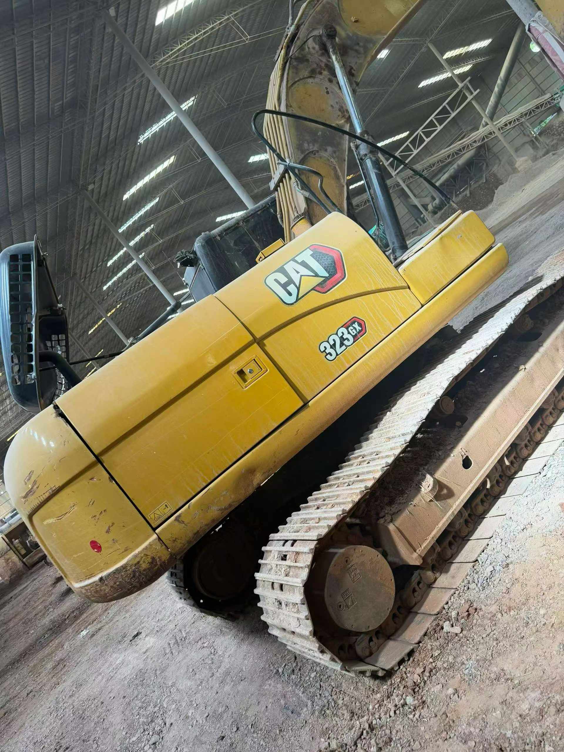 Buy Caterpillar 323 Used Excavator / 3