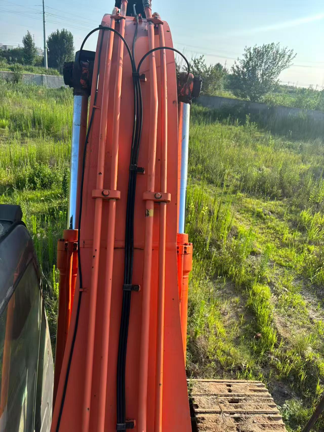 Buy Hitachi EX200 Used Excavator / 6