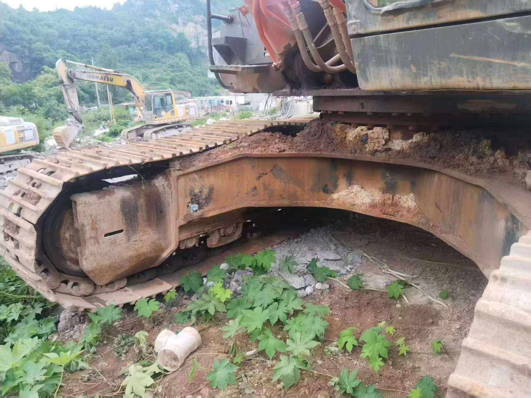 Buy Hitachi EX330 Used Excavator / 8