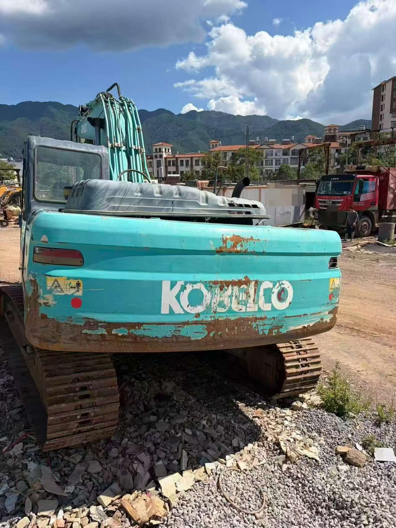 Buy Kobelco SK260 Used Excavator / 2