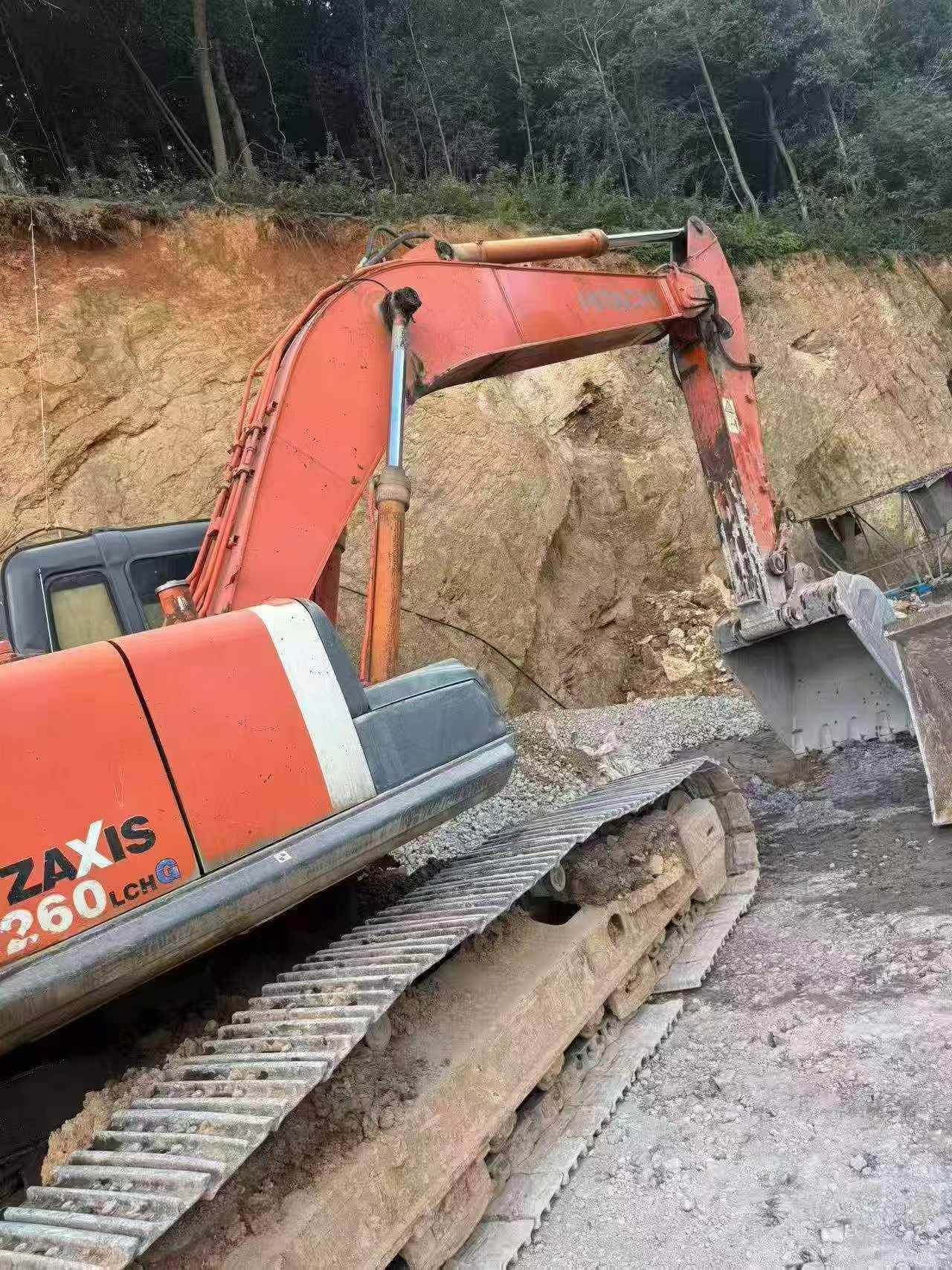 Buy Hitachi ZX260-3G Used Excavator / 4