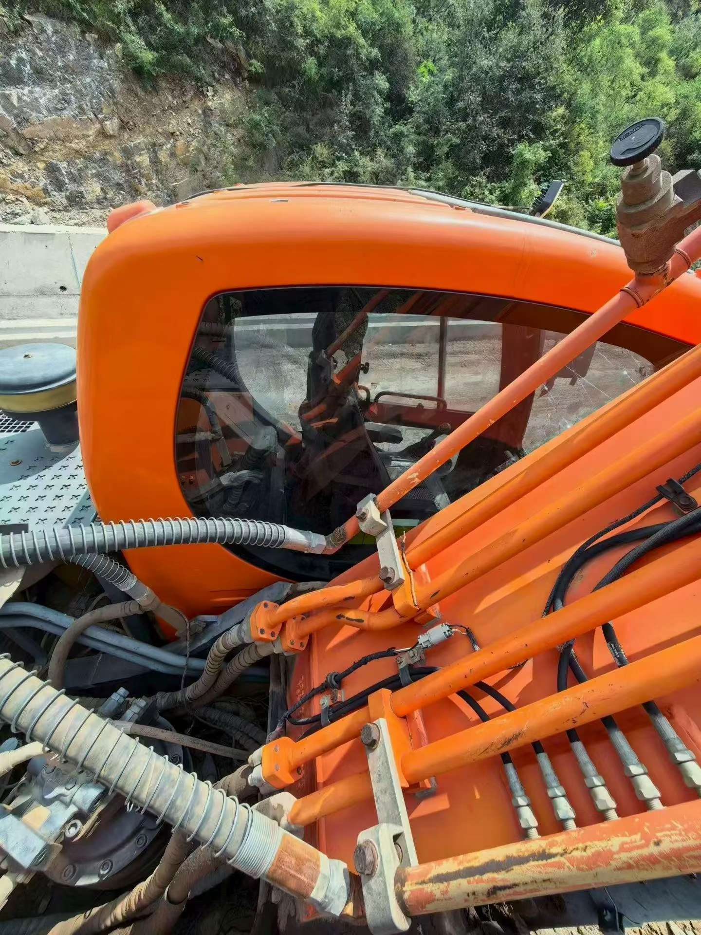 Buy Doosan DX260LC Used Excavator / 5